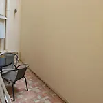 4 Bedroom Gem Steps From Everything סליאמה