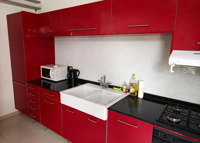 4 Bedroom Gem Steps From Everything